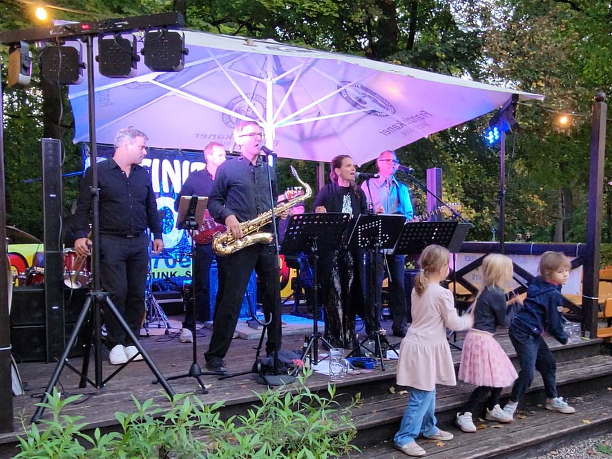 Definitely Soul, Live Musik, artymusik Auftritt bei 40. Geburtstagsfest Radio 2DAY im Flaucher Biergarten
